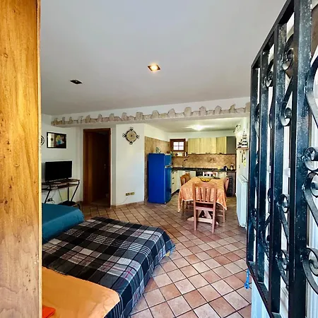 Dea's House Con Parcheggio Holiday home *
